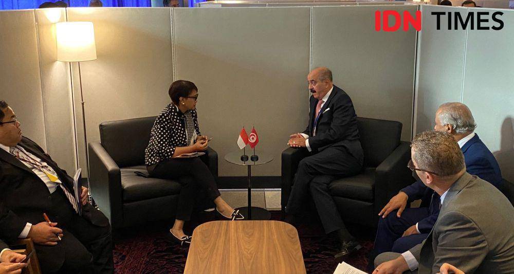 Menteri Luar Negeri RI Retno Marsudi dan Menteri Luar Negeri, Migrasi, dan Urusan Warga Tunisia di Luar Negeri, Mohamed Ali Nafti. (IDN Times/Sonya Michaella)