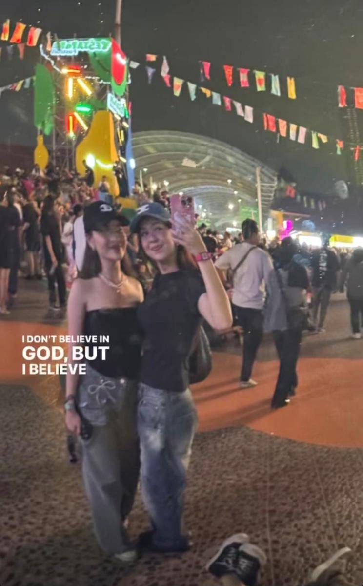 gaya artis nonton pestapora 2024 (instagram.com/rklopperr)