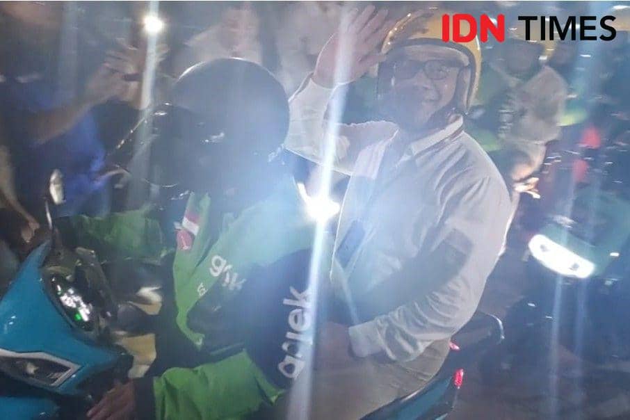 Alasan Ridwan Kamil-Suswono Naik Ojek Online Listrik ke KPUD: Macet