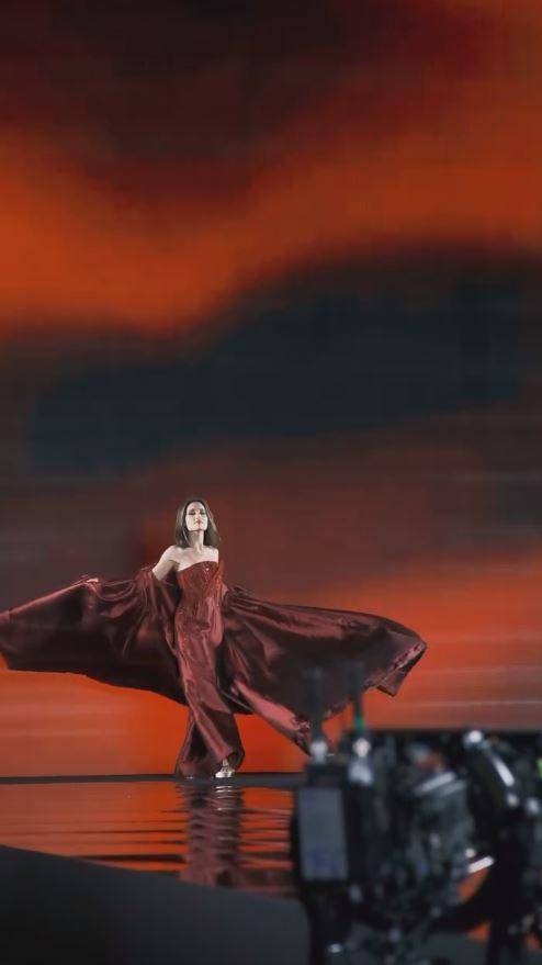 Cinta Laura L'Oreal Paris Fashion Week (Instagram.com/claurakeihl)