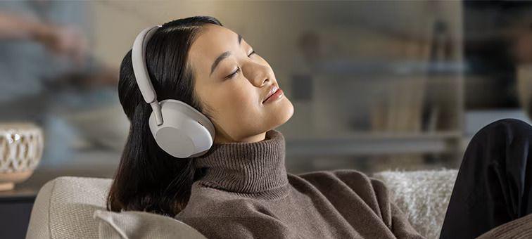 5 Rekomendasi Headphone Bluetooth Terbaik, Tahan Hingga 36 Jam!