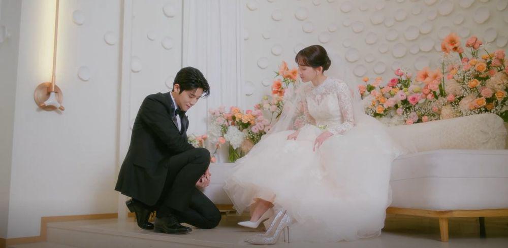 7 Hal yang Bikin Ending Drakor Cinderella at 2 AM Memuaskan