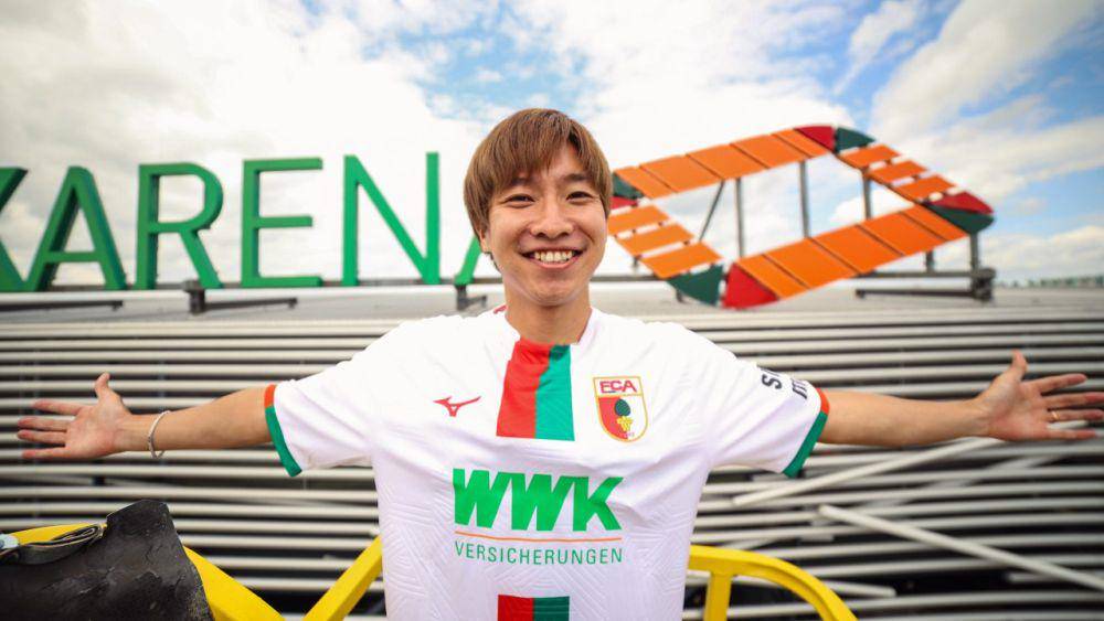 Masaya Okugawa (fcaugsburg.de)