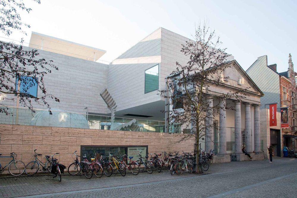 Illustrasi M-Museum Leuven (https://commons.wikimedia.org/wiki/M-Museum_Leuven)