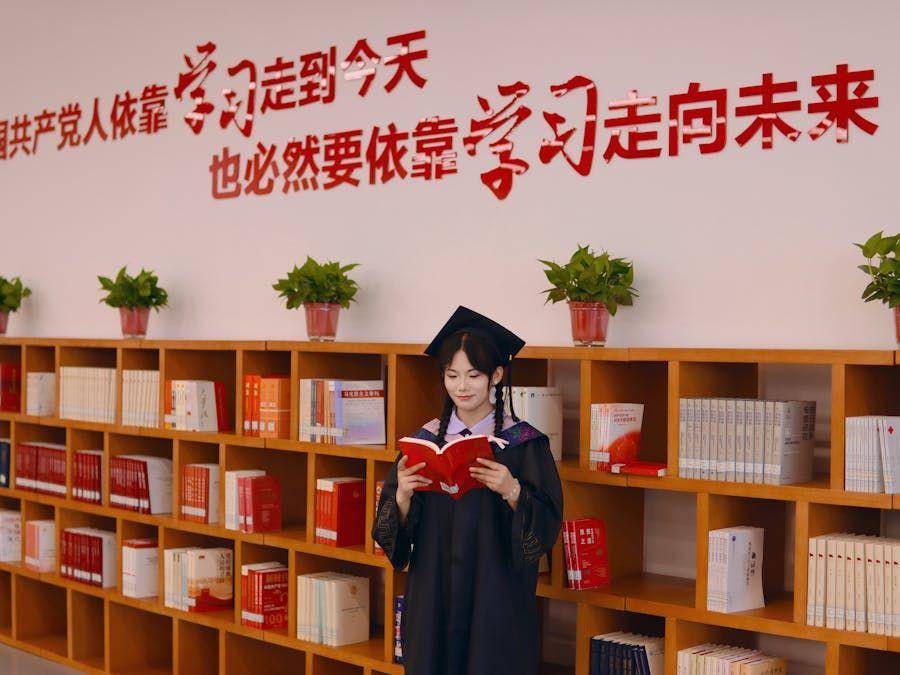 Ilustrasi sarjana (Pexels.com/xiao zheng geng)