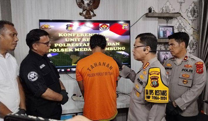 Kapolrestabes Medan, Kombes Pol Teddy menginterogasi pelaku percobaan pembunuhan berencana (IDN Times/Eko Agus Herianto)