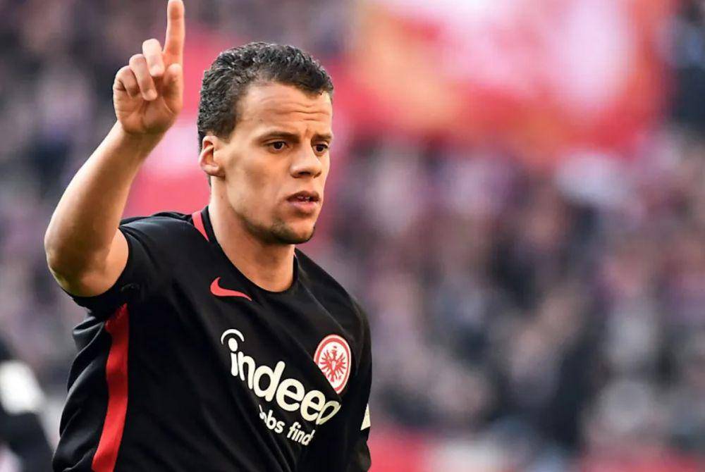Timothy Chandler (en.eintracht.de)
