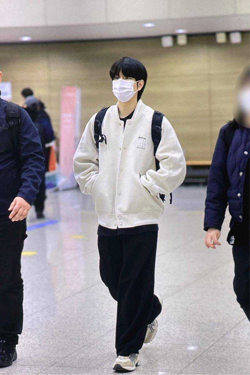 Seungmin Stray Kids (x.com/kimseungminkr)