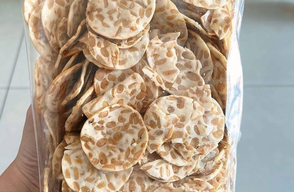 keripik tempe (instagram.com/cemilansimson)