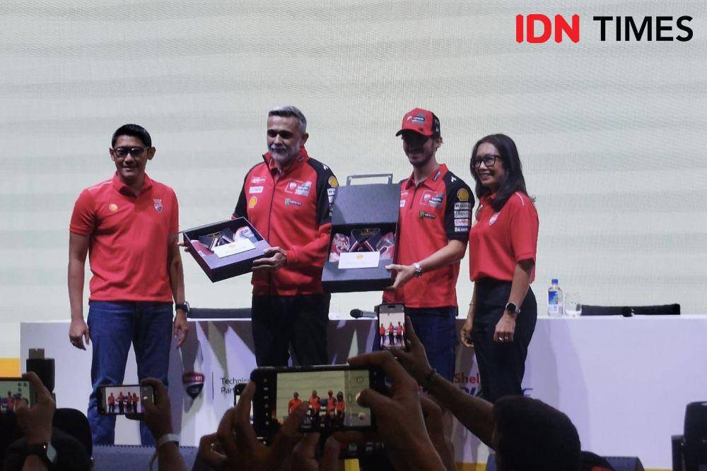 Pembalap Ducati, Francesco Bagnaia dalam jumpa pers Shell Advance. (IDN Times/Sandy Firdaus)