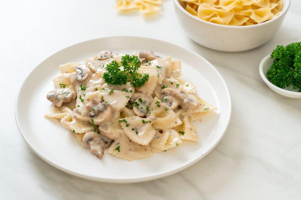 3 Resep Pasta Farfalle dengan Sensasi Kelezatan Saus yang Berbeda