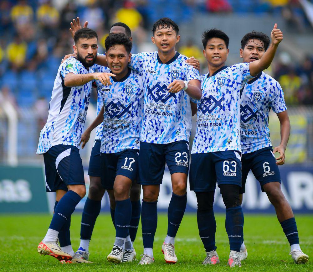 Menang 6-4, PSPS Bikin Persikota Tak Berdaya di Kandangnya
