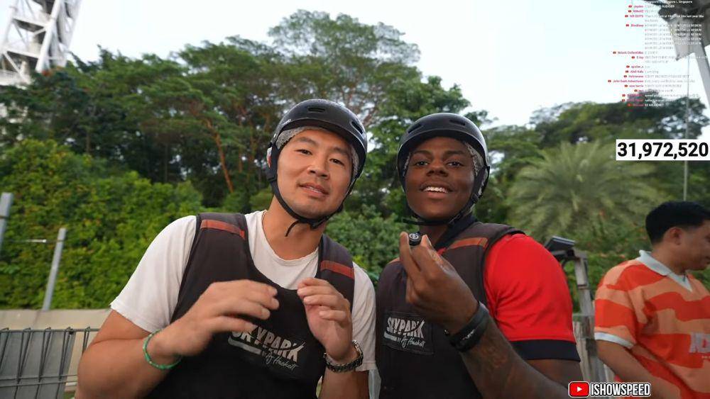 potret Speed ketemu Simu Liu di Singapura (youtube.com/ishowspeed)