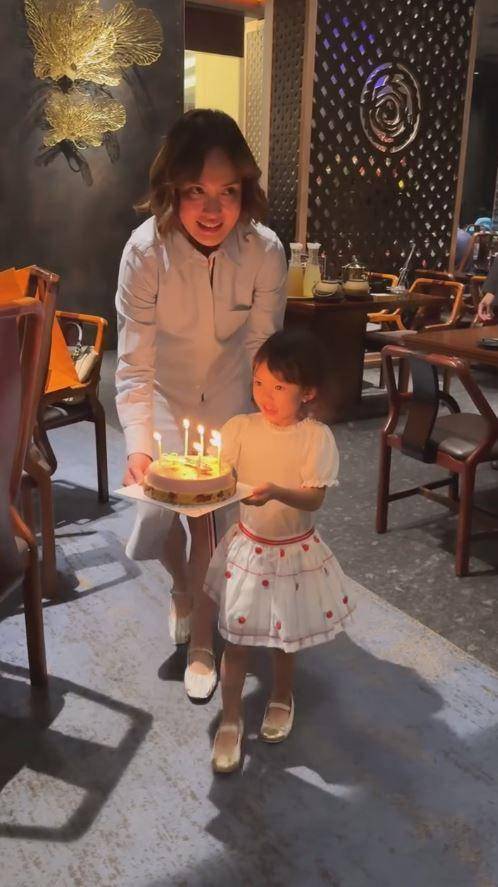 Shandy Aulia rayakan ulang tahun David (Instagram.com/missclaireherbowo)