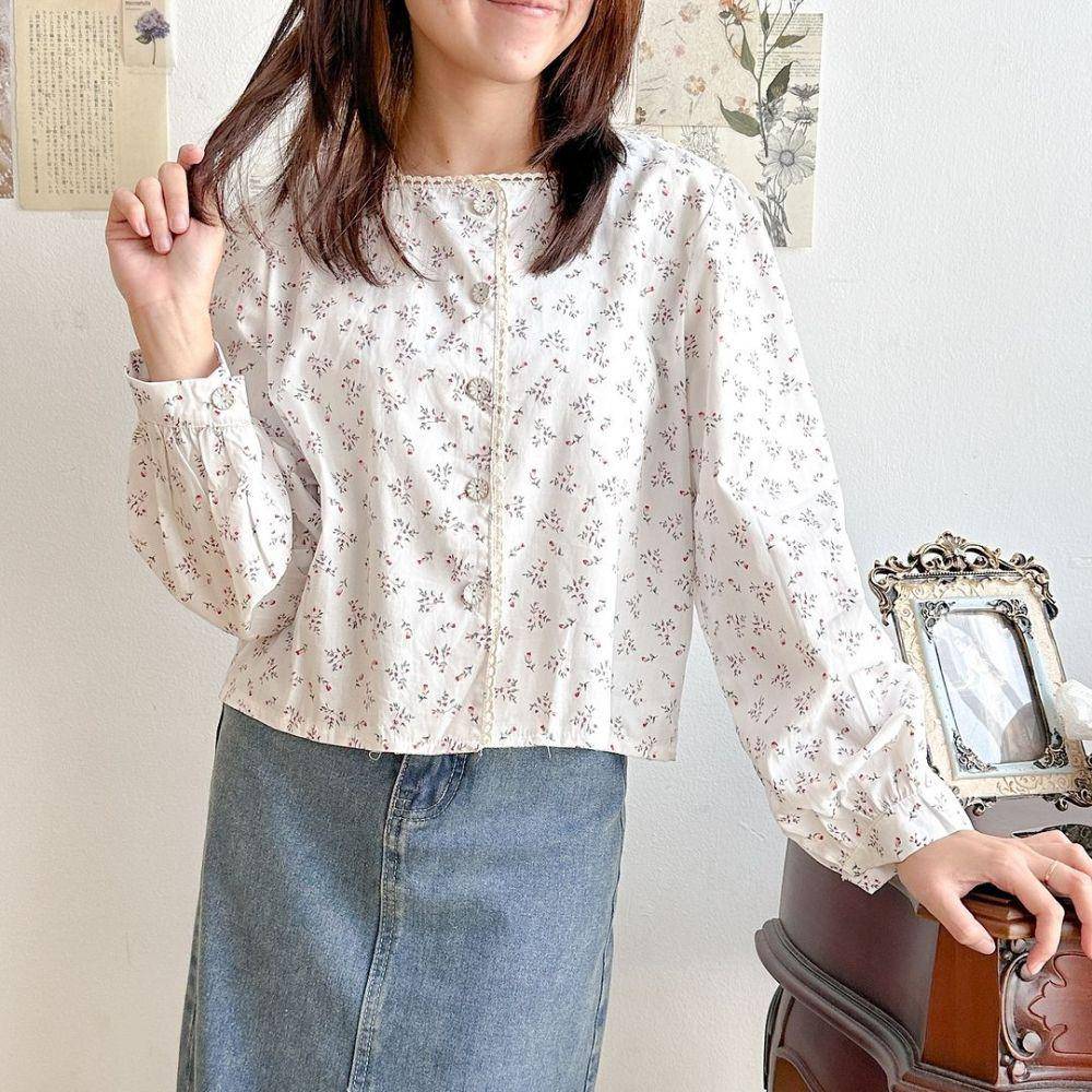 Haraskirt nayeon Blouse (instagram.com/haraskirt)