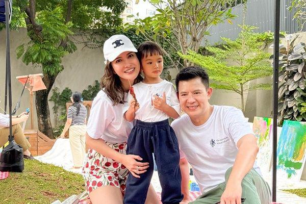 7 Potret Shandy Aulia Rayakan Ulang Tahun Mantan Suami, Ajak Buah Hati