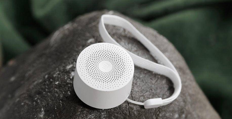 potret Xiaomi Mi Compact Bluetooth Speaker 2 (mi.com)