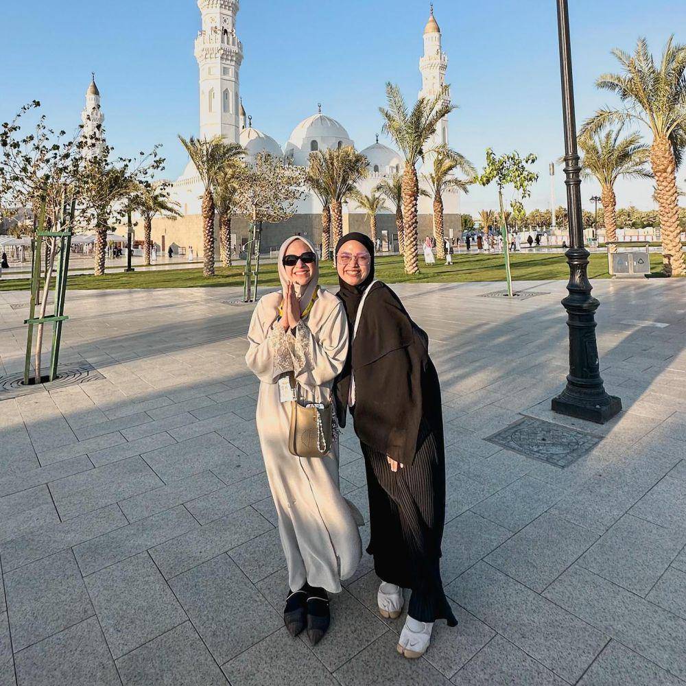 potret Nina Zatulini tur di Madinah (instagram.com/ninazatulini22)