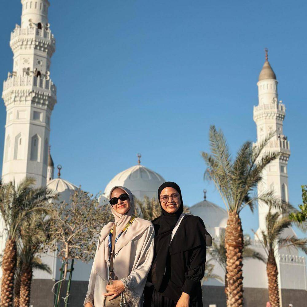 potret Nina Zatulini tur di Madinah (instagram.com/ninazatulini22)