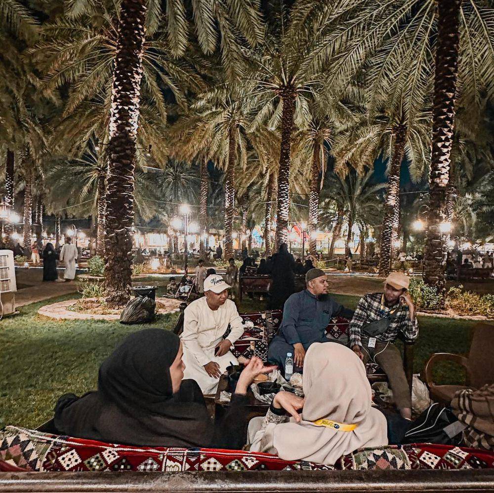 potret Nina Zatulini tur di Madinah (instagram.com/ninazatulini22)