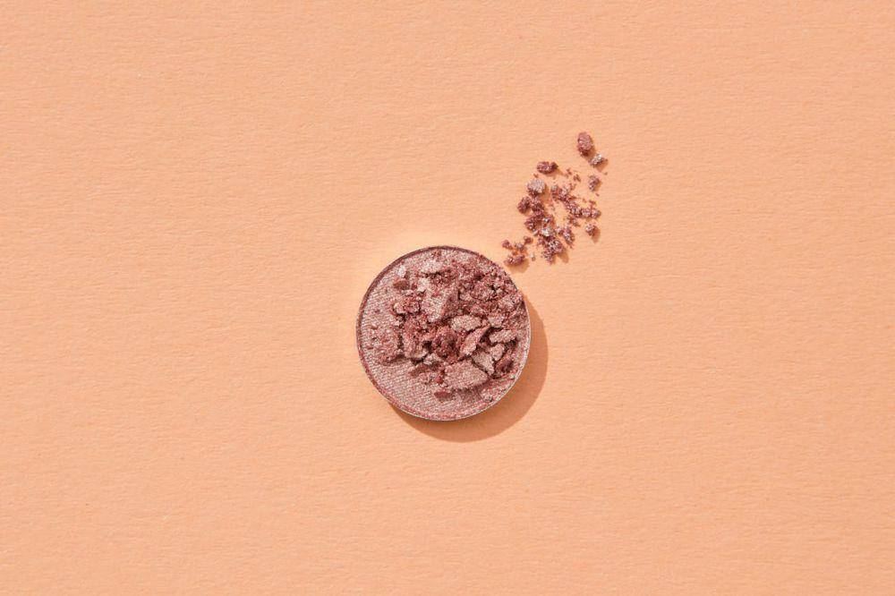 ilustrasi bedak tabur (pexels.com/DS stories)