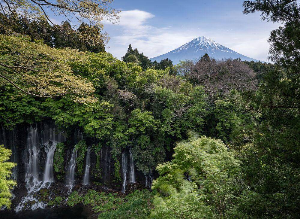 potret Air Terjun Shiraito (commons.m.wikimedia.org/Big Ben in Japan)