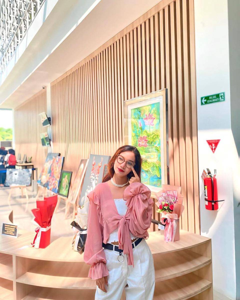 Potret Putri Pariwisata Jawa Tengah 2024, April Wijayanti (instagram.com/aprilwijaya21)