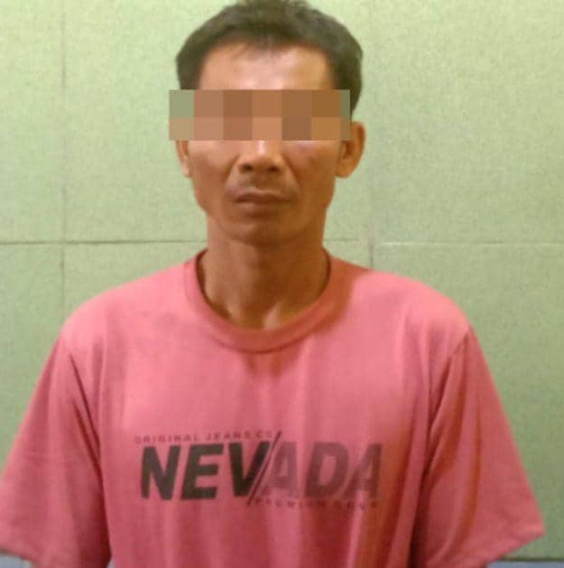 Sosok pelaku RAD telah diamankan petugas Polsek Seputih Mataram. (Dok. Polsek Seputih Mataram).