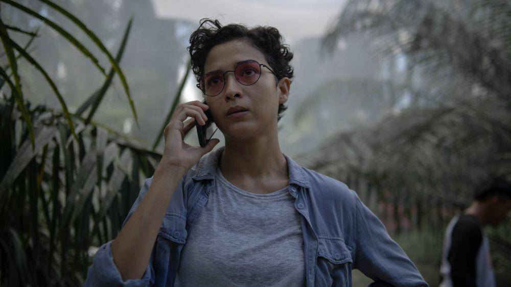 Scene di film Kabut Berduri.(dok.Netflix/Kabut Berdiri)