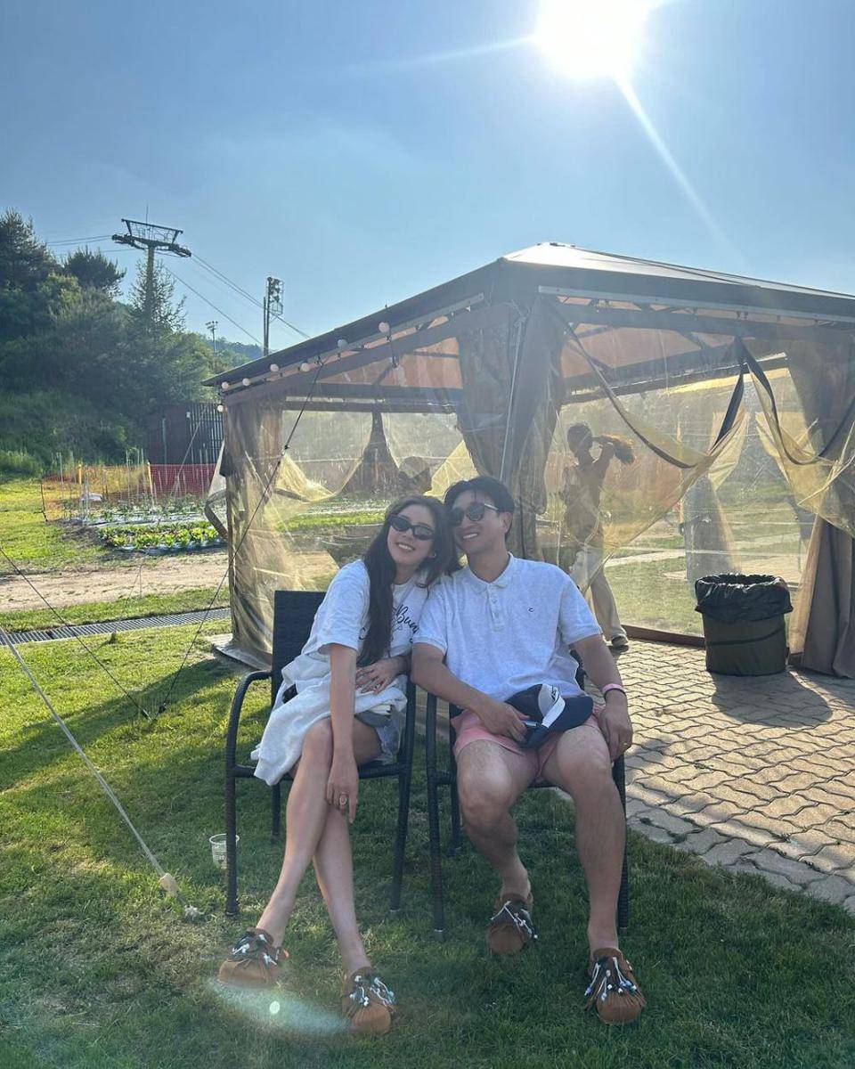 potret mesra Son Dam Bi dan suami (instagram.com/xodambi)