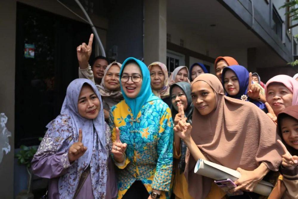 Airin-Ade Jamin Layanan Kesehatan Gratis Jika Menang Pilgub Banten