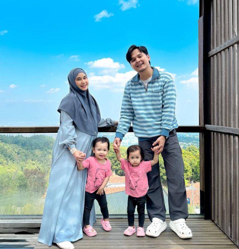 potret hamil Anisa Rahma hingga lahiran anak ketiga (instagram.com/anisarahma_12)ahir