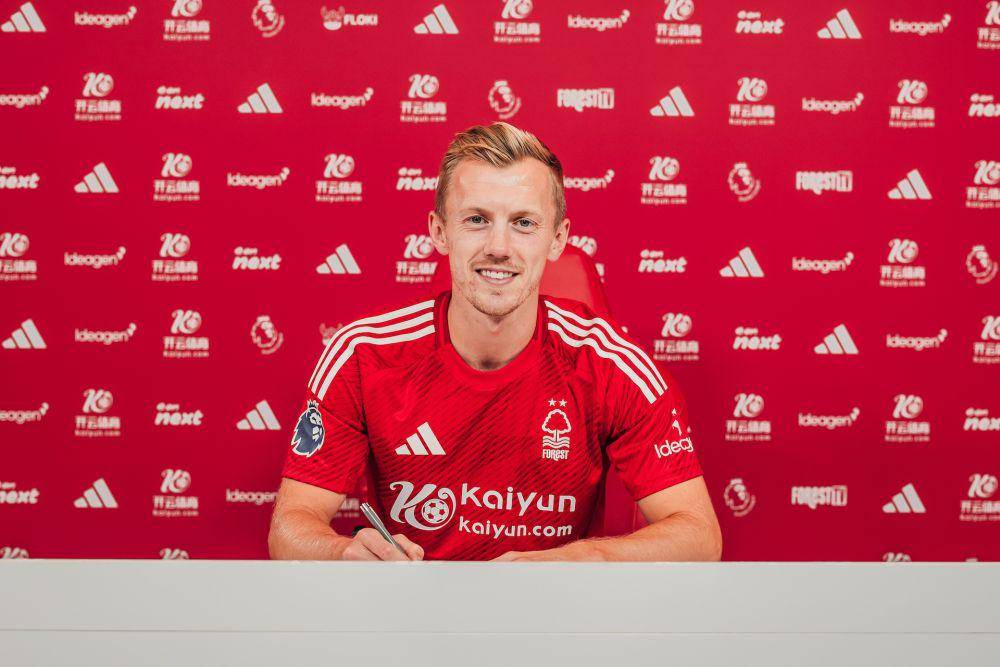 James Ward-Prowse (nottinghamforest.co.uk)