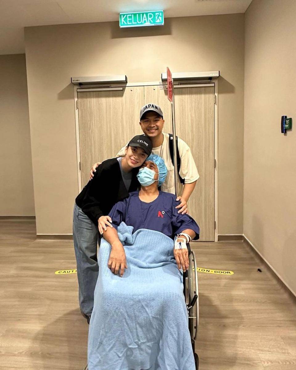 Chelsea dampingi ayah operasi (Instagram.com/chelseaoliviaa)