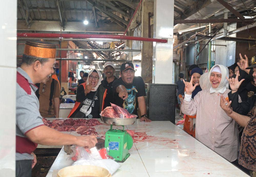 Kick Off Kampanye, Indira Yusuf Ismail Kunjungi Pasar Pa'baeng-baeng