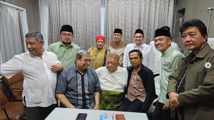 Uas dan RDPS membesuk H Halim (Dok. Facebook Ratu Dewa)