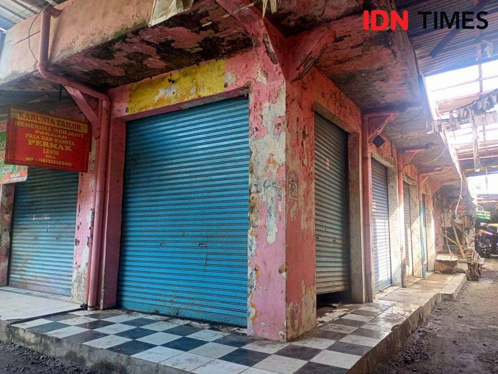 Inin Nastain IDN Times/ Ilustrasi. Beberapa kios Pasar tutup