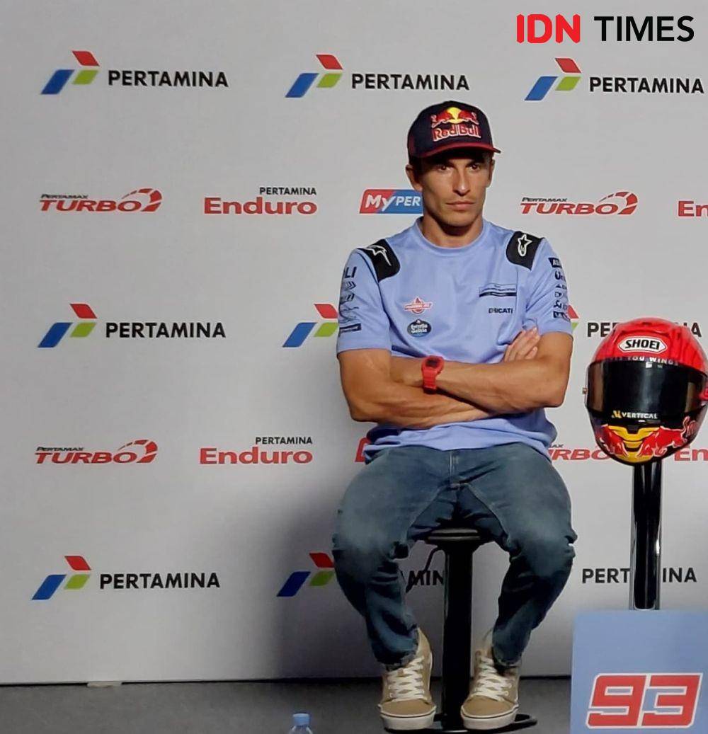 Marq Marquez saat memberikan keterangan pers kepada awak media di Sirkuit Mandalika pada Kamis (26/9/2024). (IDN Times/Linggauni)