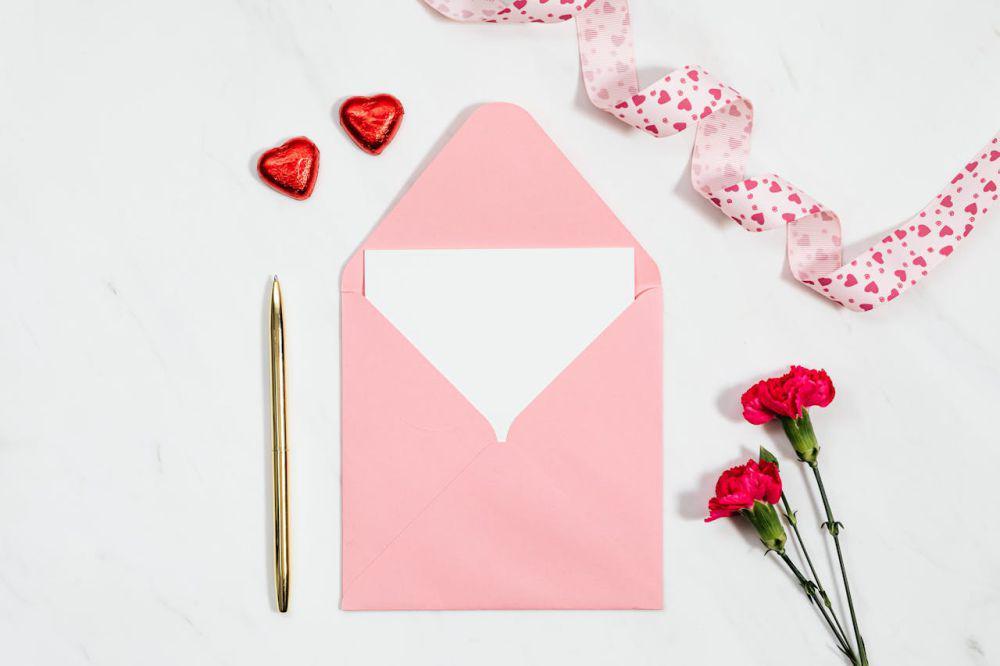 5 Contoh Love Letter, Buat Menyatakan Cinta Romantis pada Pasangan