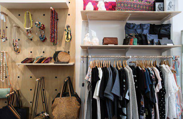 organisasi dalam lemari (pexels.com/Rachel Claire)