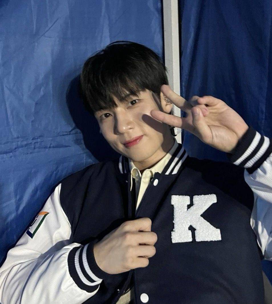 Hwesung N.Flying (instagram.com/hweng_star)