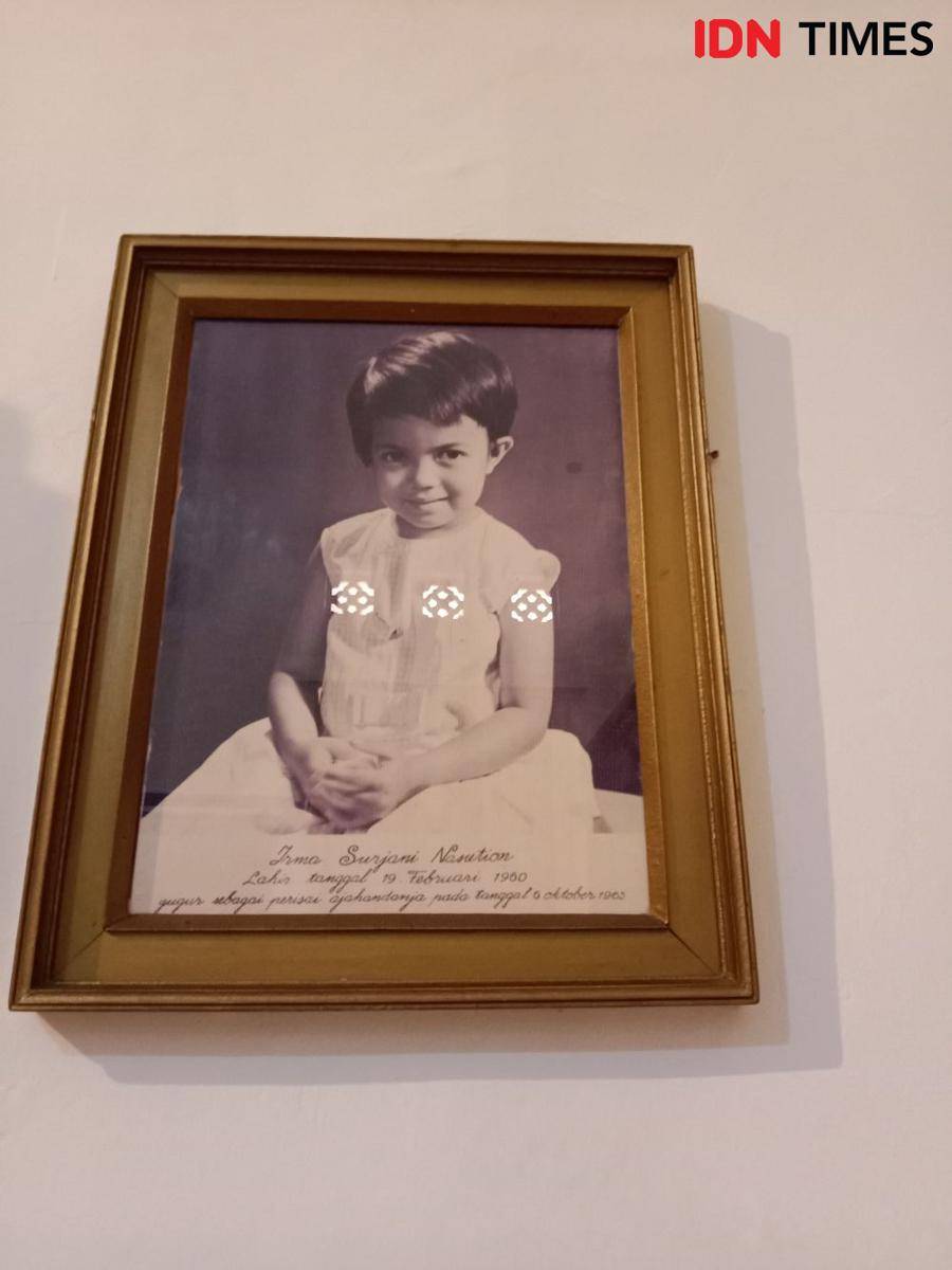 Foto Ade Irma Suryani di Museum AH Nasution (IDN Times/Febriyanti Revitasari)