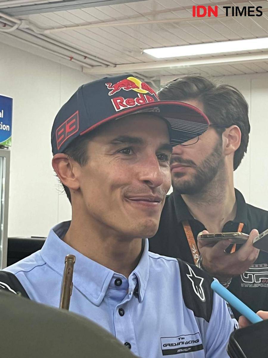 Marc Marquez usai melakukan sesi Practice pada MotoGP Mandalika 2024, Jumat (27/9/2024). (IDN Times/Linggauni)