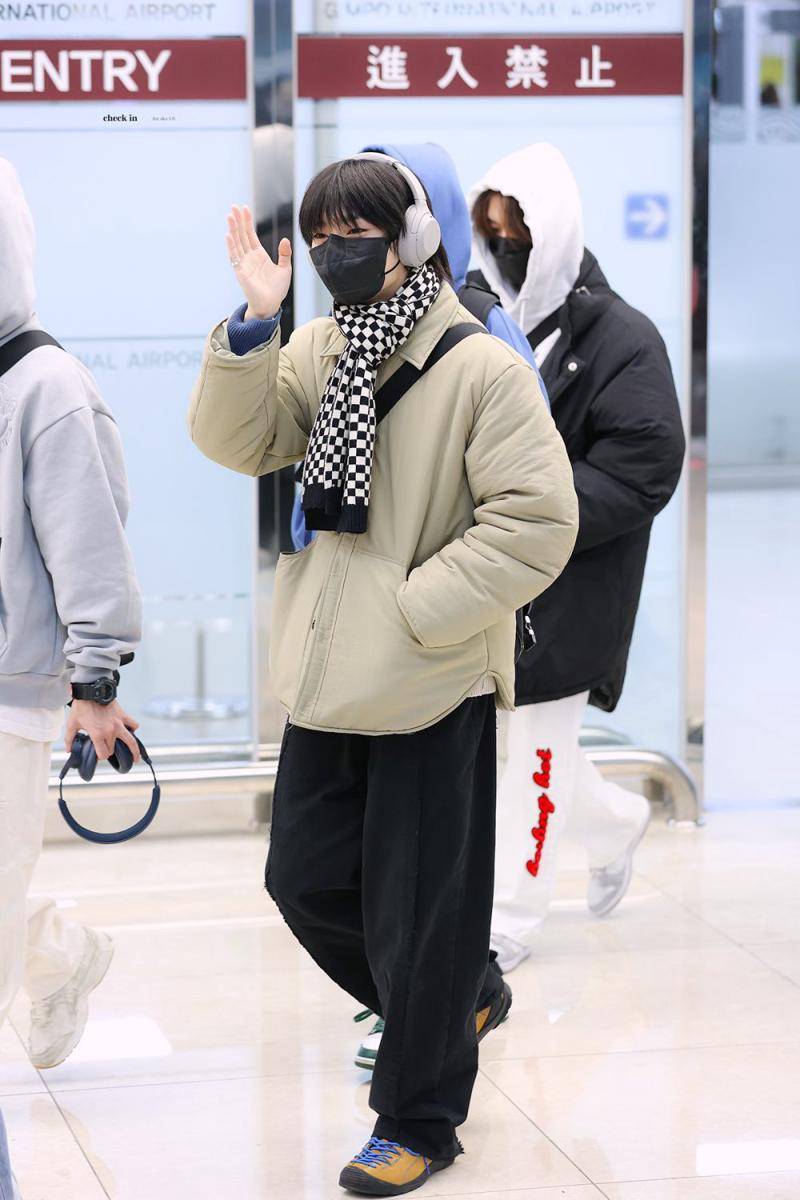 I.N Stray Kids (x.com/check_in208)