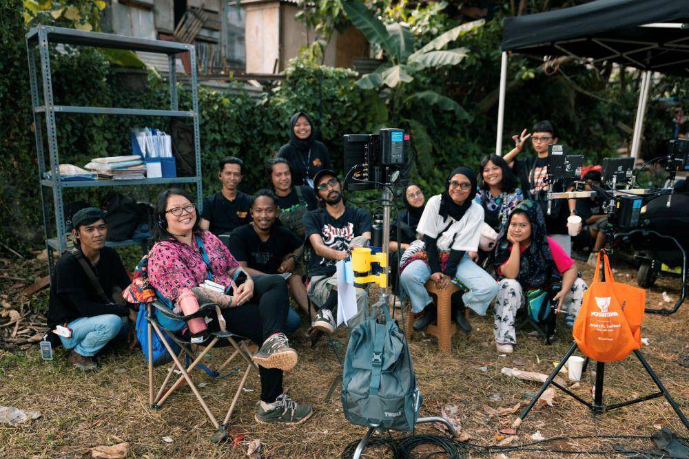 Angela Halim dan tim pengarah artistik (dok. Pribadi/Angela Halim)