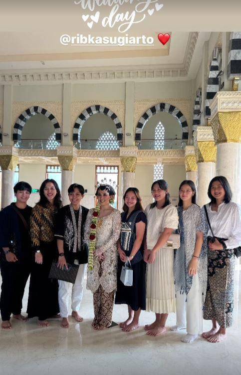 pebulu tangkis di pernikahan Rian dan Ribka (Instagram.com/fadiasilva_r)