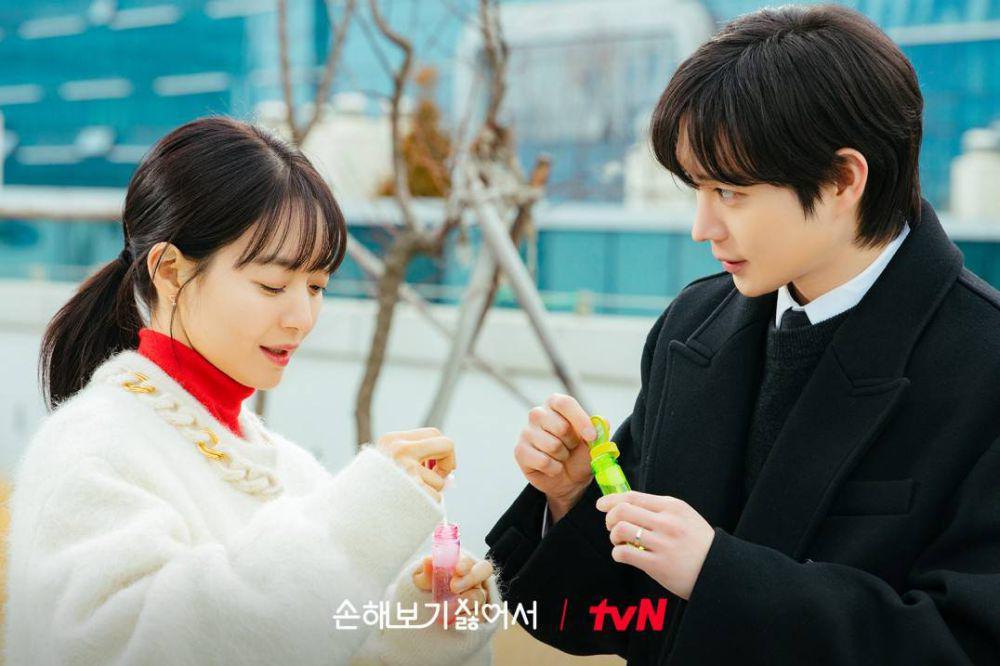 7 Momen Kim Ji Wook Membela Son Hae Young di No Gain No Love, Manis!