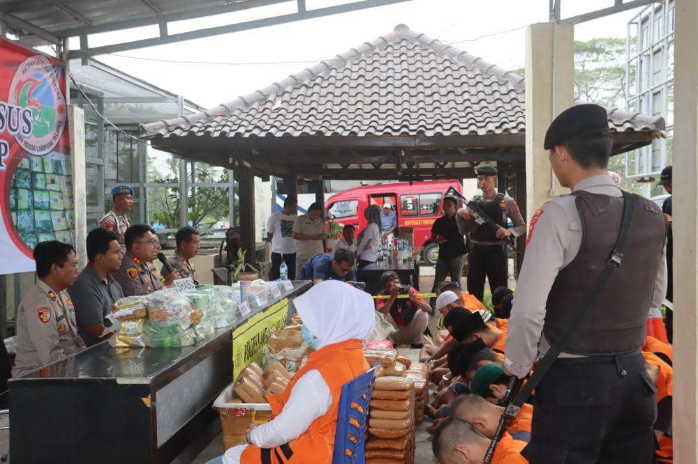 Ungkap kasus peredaran narkoba Rp75 miliar oleh Polres Lampung Selatan. (Dok. Polres Lampung Selatan).