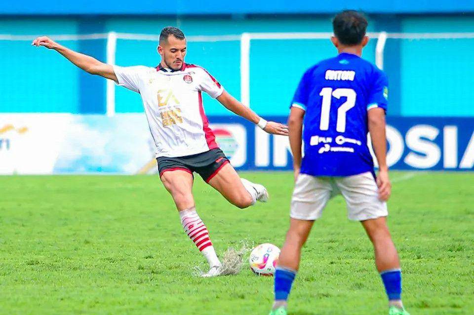 Persekat Tegal dalam laga melawan Persiku Kudus pada pekan ketiga Grup 2 Liga 2 Indonesia 2024/2025. (instagram.com/persekat.tegal)