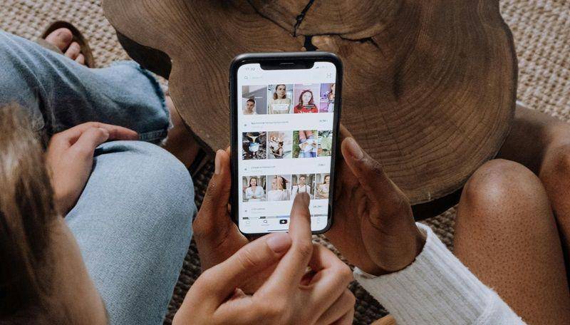 ilustrasi belanja di TikTok Shop (pexels.com/cottonbro studio)